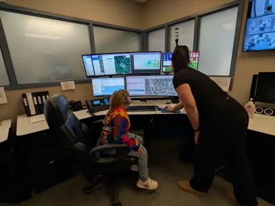 Georgia Getting A Tour Of Dispatch Screens