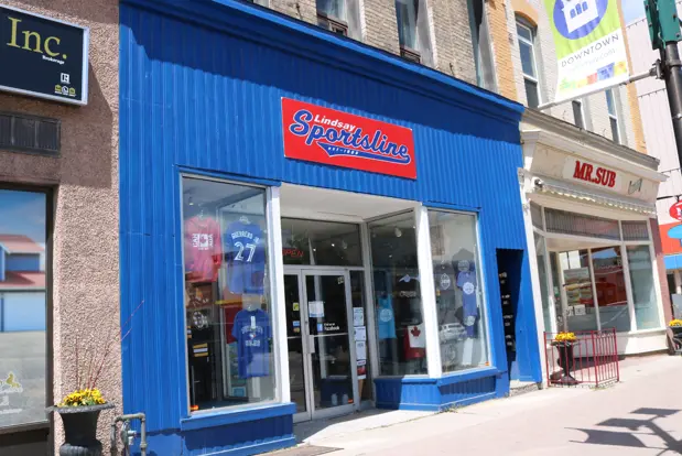 Lindsay Sportsline Outside Building