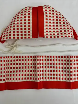 Japanese kimono belt in red and white