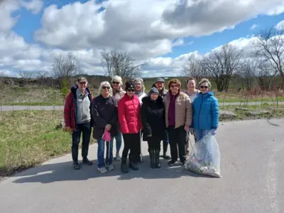A volunteer group that did a 20 Minute Community Clean-up in 2024