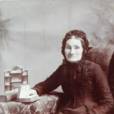 Clarissa Burgoyne (nee Heatley) 