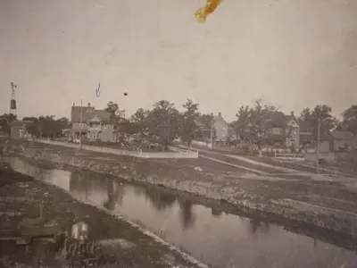 historic photograph of Fenelon Falls and canal